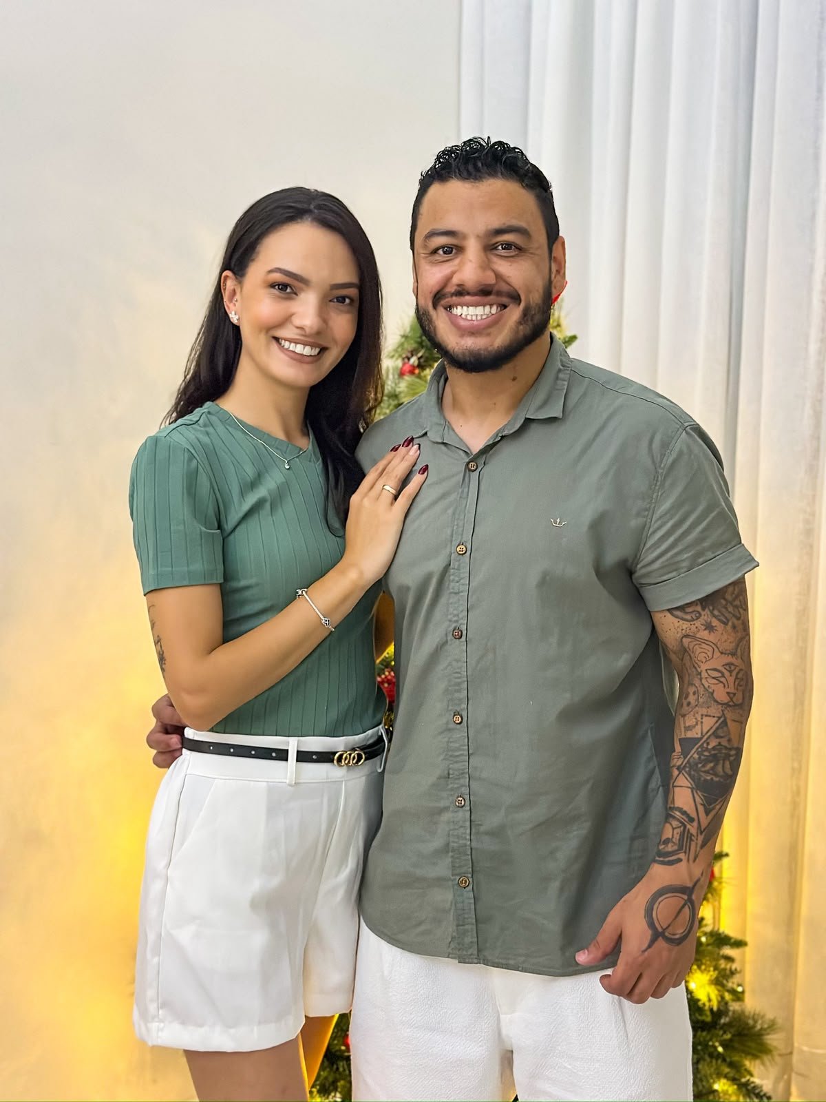 Retrato de Cássia e Pablo no Natal